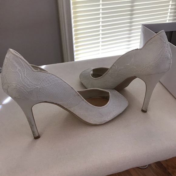 David’s Bridal lace heels - Picture 2 of 5